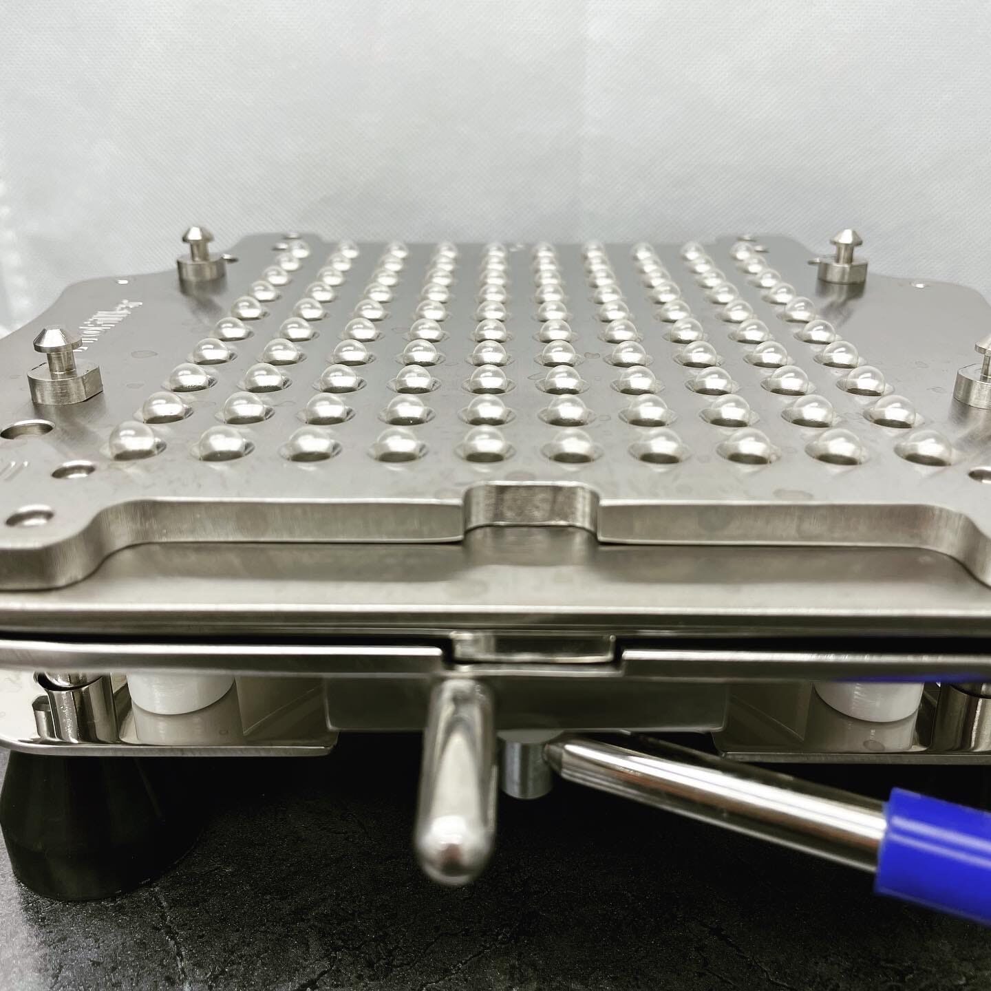 Capsule Machine Horizontal View