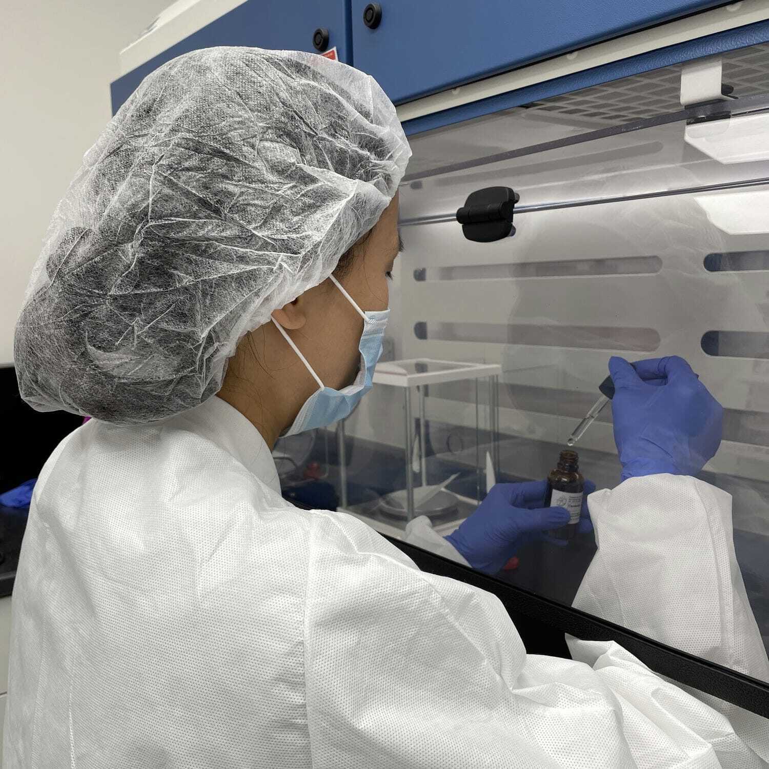 Lab Technician Compounding